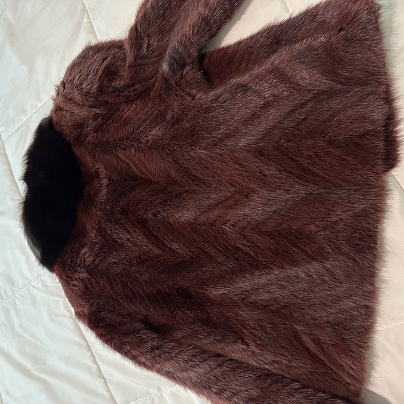 Burgundy Mink Jacket - BEST OFFERS - Picture 2 of 8